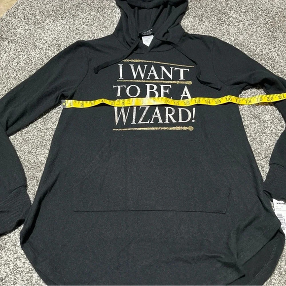 Harry Potter Fantastic Beasts Hooded Shirt Soft Top Women's Size XS NWT - Picture 5 of 8
